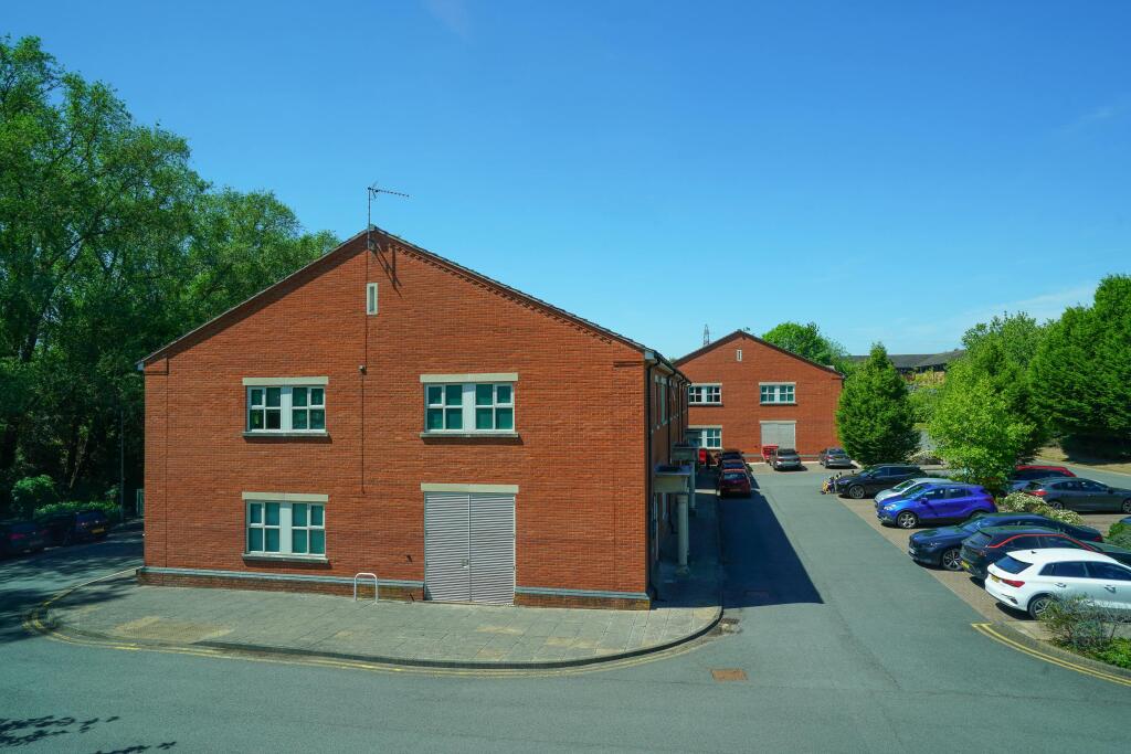 7 Olympus Court 20.jpg