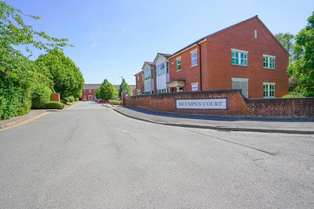 7 Olympus Court 25.jpg