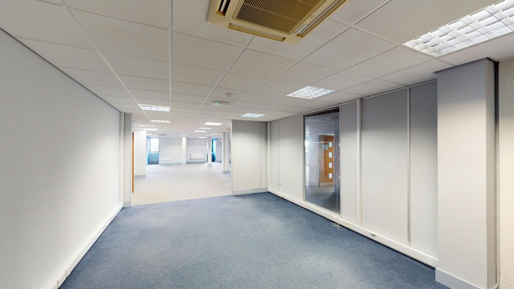 Westgate House 33.jpg