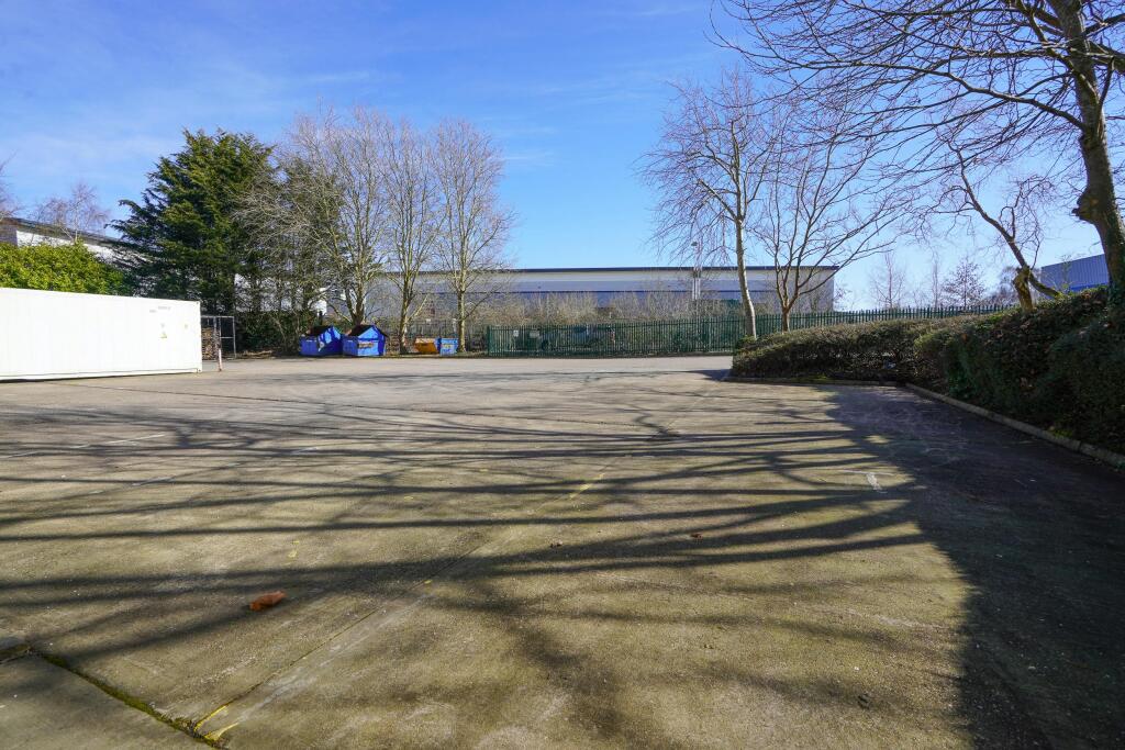 Trojan Business Park 8.jpg