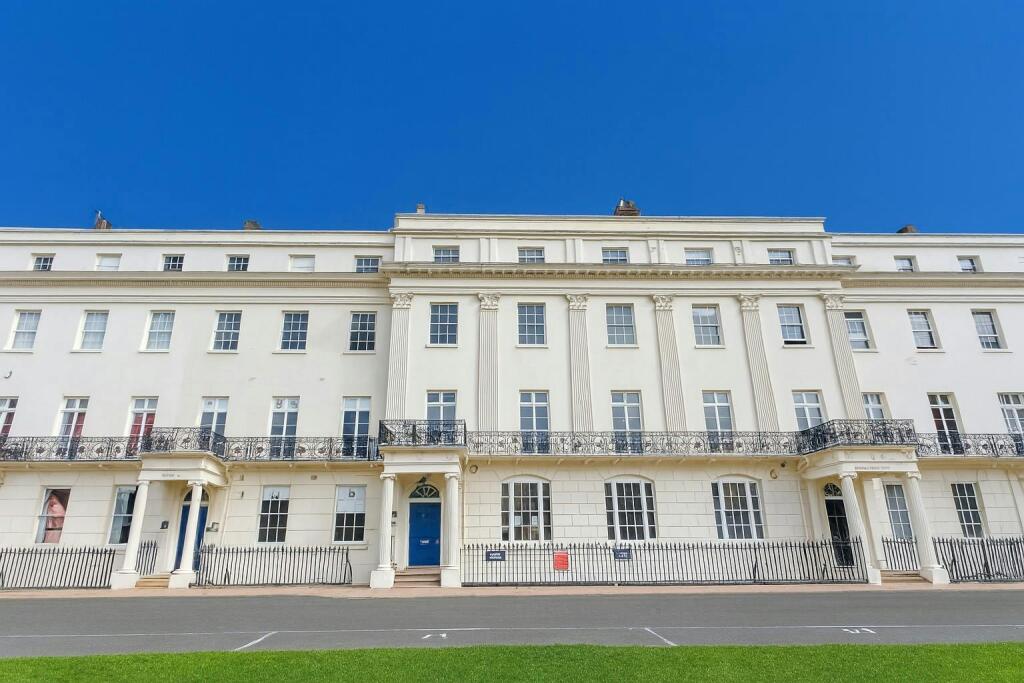 17 Waterloo Outside Image .jpg