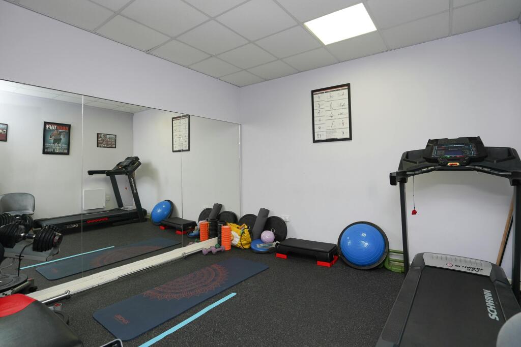 Therapy  Fitness Centre8.jpg