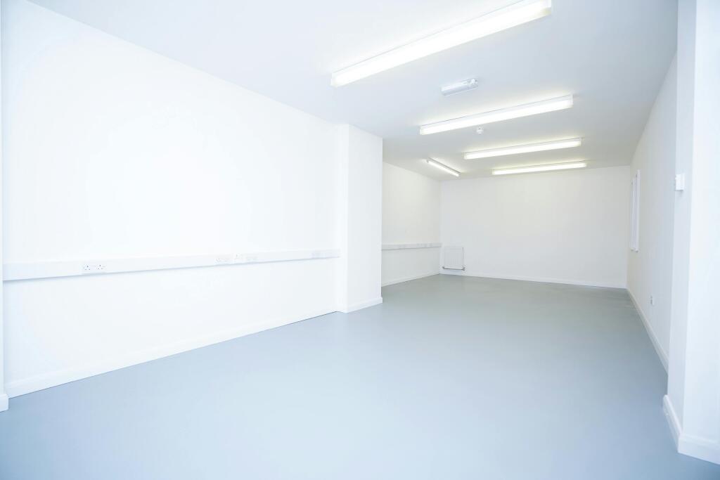 Trojan Business Park 6.jpg