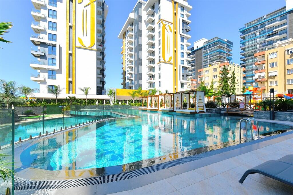 Main image of property: Mahmutlar, Alanya, Antalya