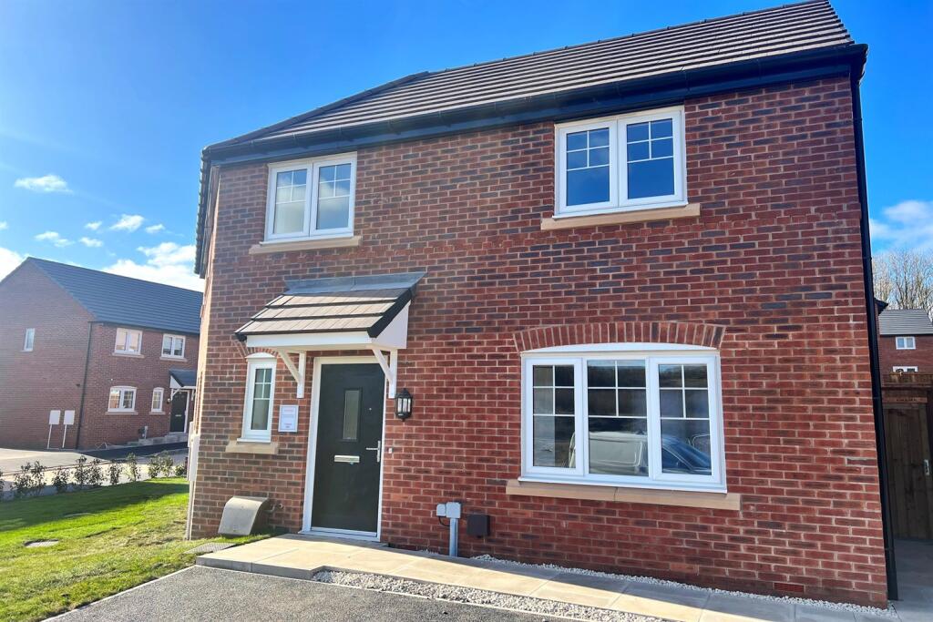 Main image of property: Hawkers Way, Gedling, NG4 4QU