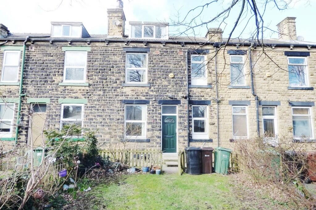 Main image of property: Oakwell Grove, Leeds, West Yorkshire, LS13