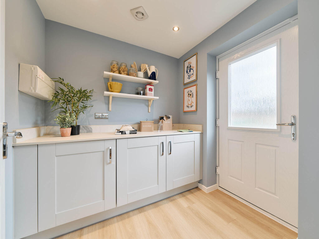Additional property image - Glasshouse Lane,
Kenilworth,
Warwickshire
CV82AJ