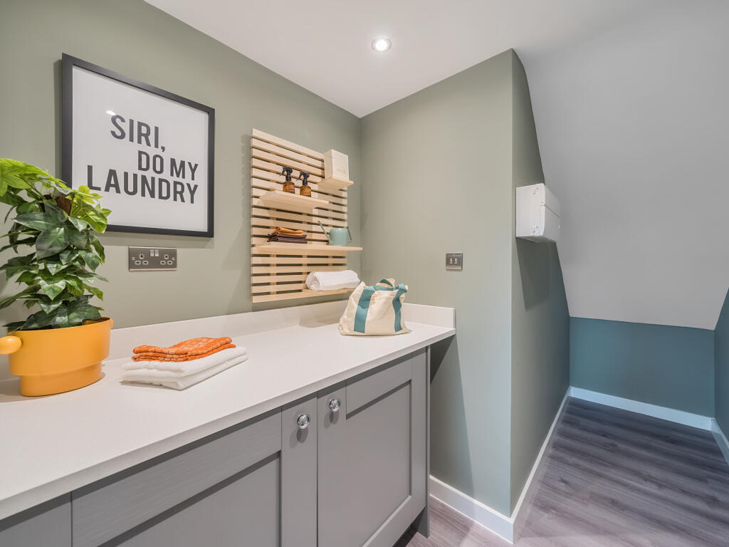 Additional property image - Glasshouse Lane,
Kenilworth,
Warwickshire
CV82AJ