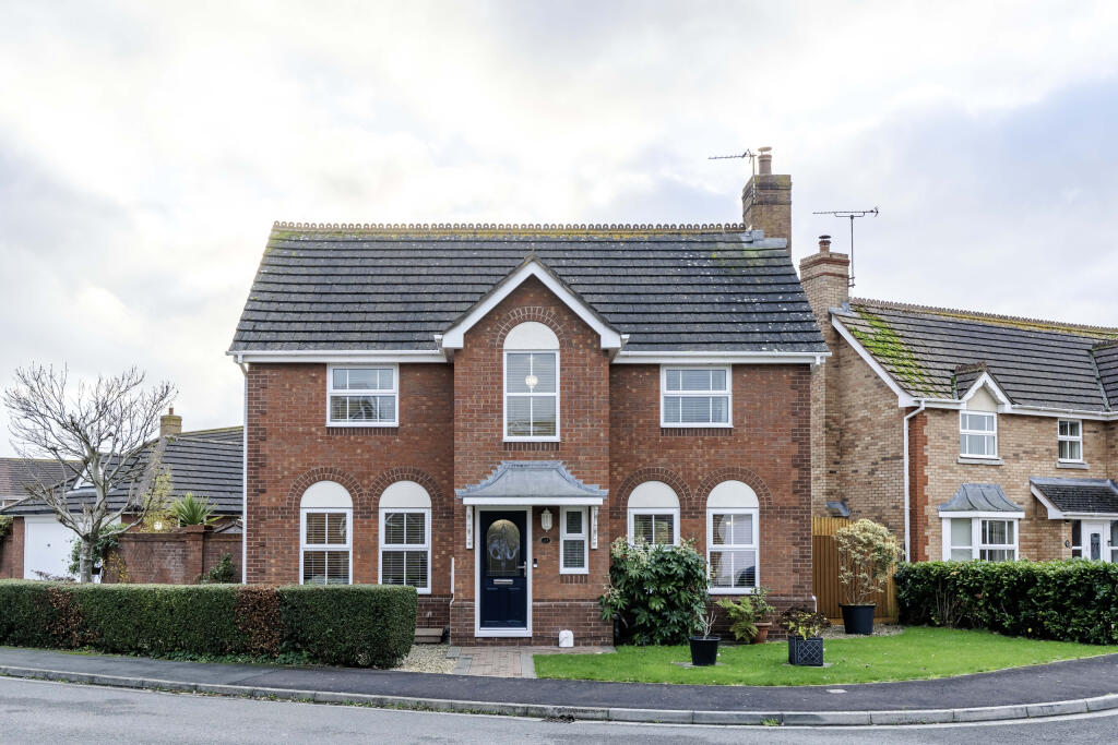 Main image of property: The Hedges, St. Georges, Weston-super-Mare