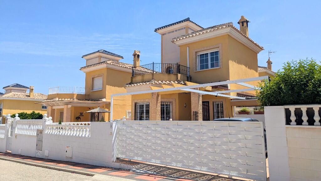 Main image of property: Algorfa, Alicante, Valencia