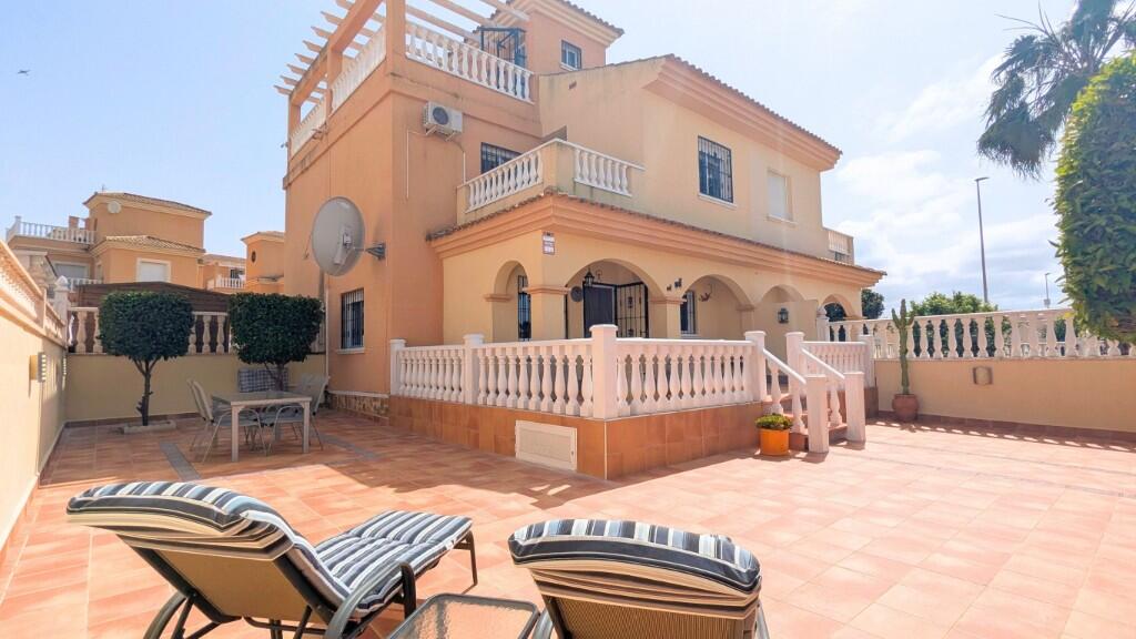 Main image of property: Algorfa, Alicante, Valencia