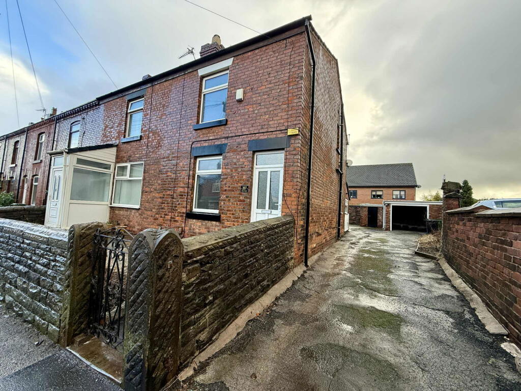 Main image of property: Moor Road, Orrell, Wigan, WN5 8SJ