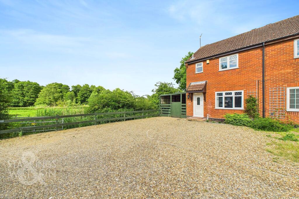Main image of property: Beck Way, Loddon, Norwich