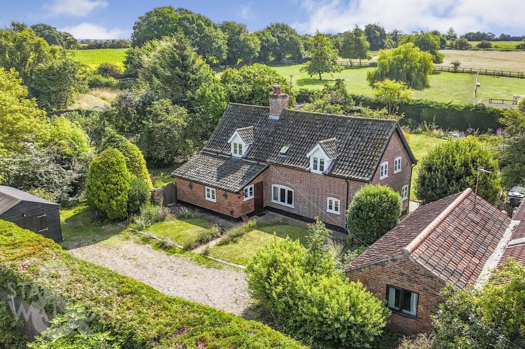 Main image of property: Tithebarn Lane, Thurlton, Norwich