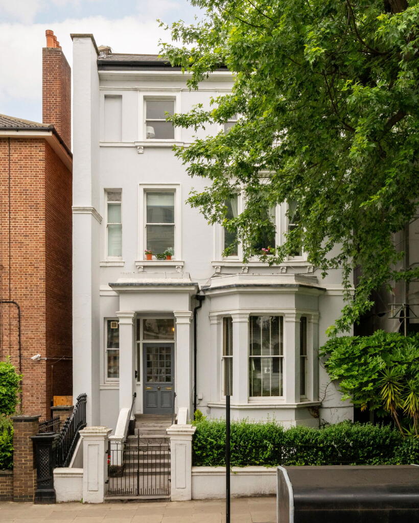 Main image of property: Elgin Crescent, London