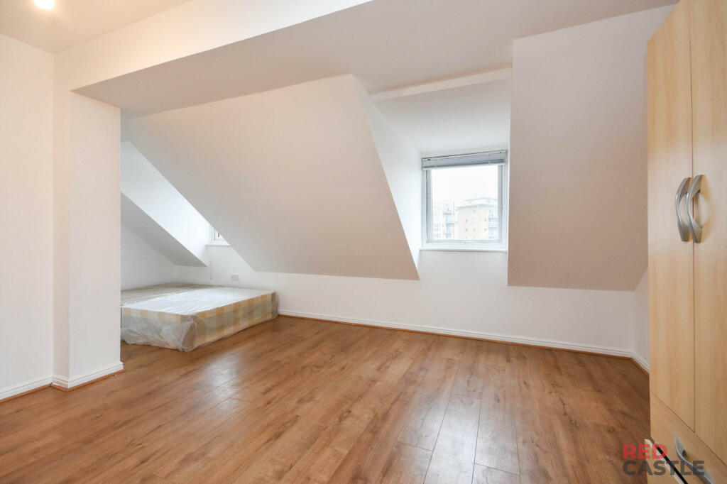 Additional property image - Meachen Road, Colchester, Essex, CO2