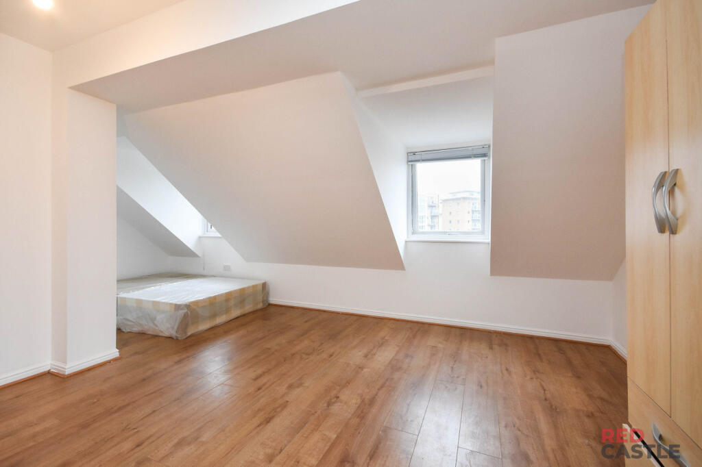 Additional property image - Meachen Road, Colchester, Essex, CO2