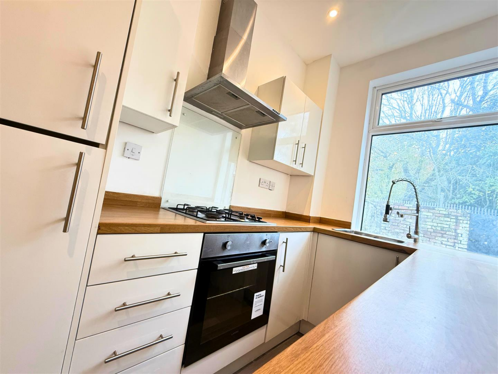 Main image of property: Bury Street, Radcliffe