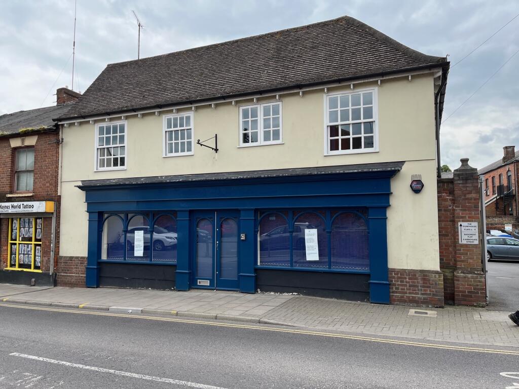 Main image of property: 40 Osborne Street, Colchester, Essex CO2 7DB