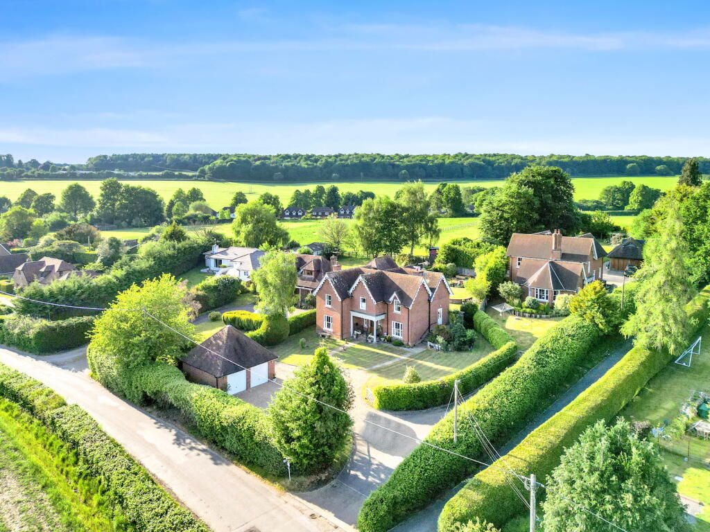 Main image of property: Gascoigne Lane, Ropley, SO24 0BT