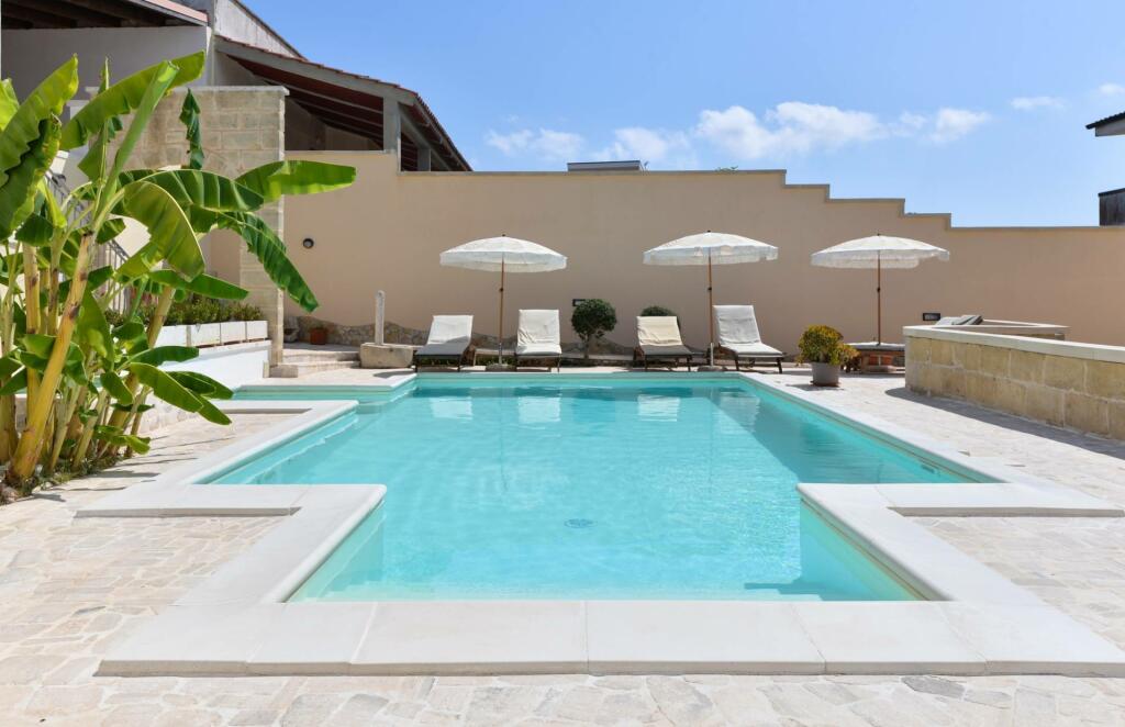 Main image of property: Apulia, Lecce, Giurdignano