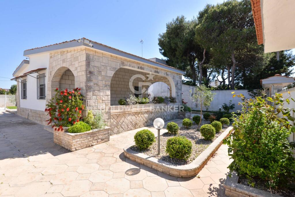 Main image of property: Apulia, Lecce, Lecce