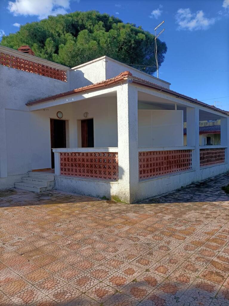 Main image of property: Apulia, Taranto, Taranto