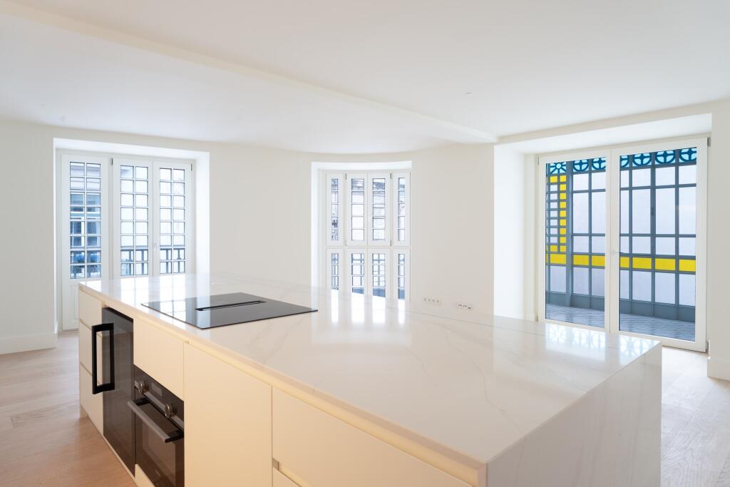 Main image of property: Lisbon, Lisbon
