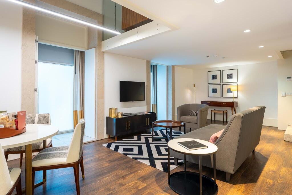 Main image of property: Lisbon, Lisbon