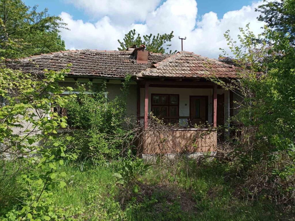 Main image of property: Karapelit, Dobrich