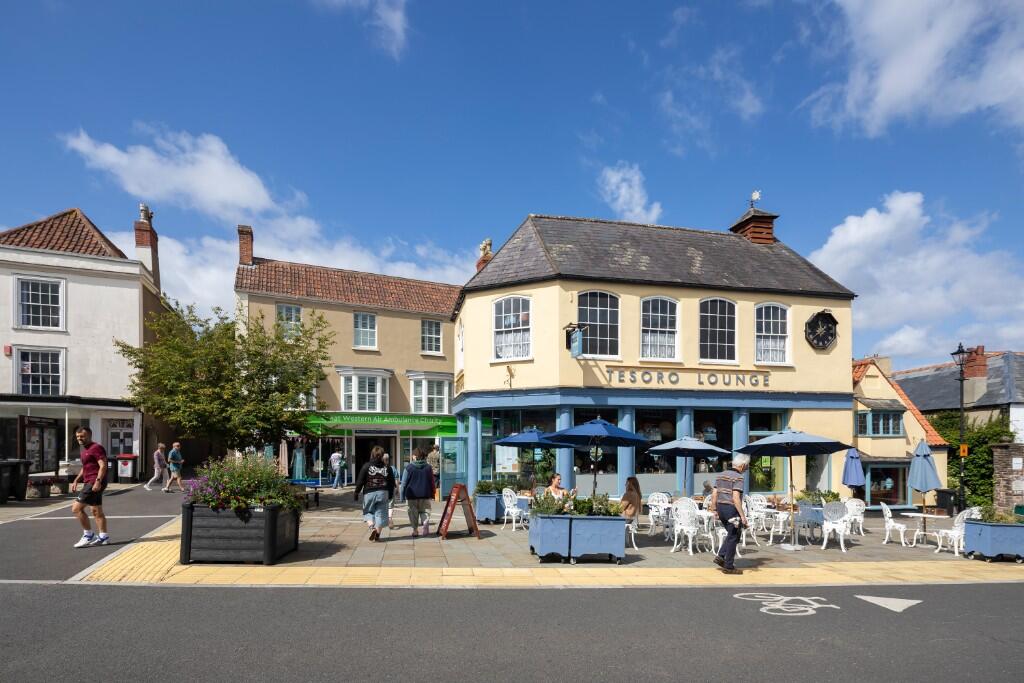 Main image of property: 14 High Street, BS35