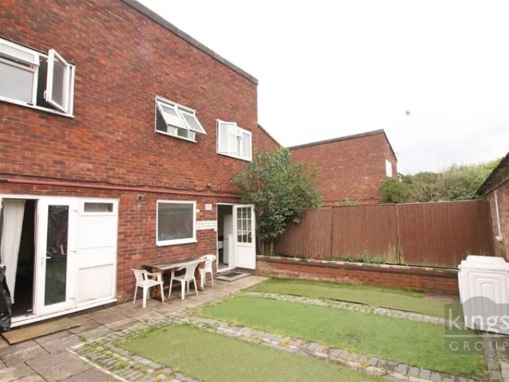 Main image of property: Long Banks, Harlow, Essex, CM18