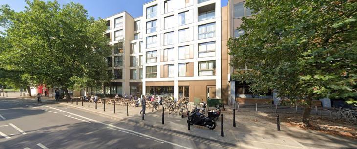 Main image of property: 210 East Road, Petersfield, Cambridge, CB1 1BG