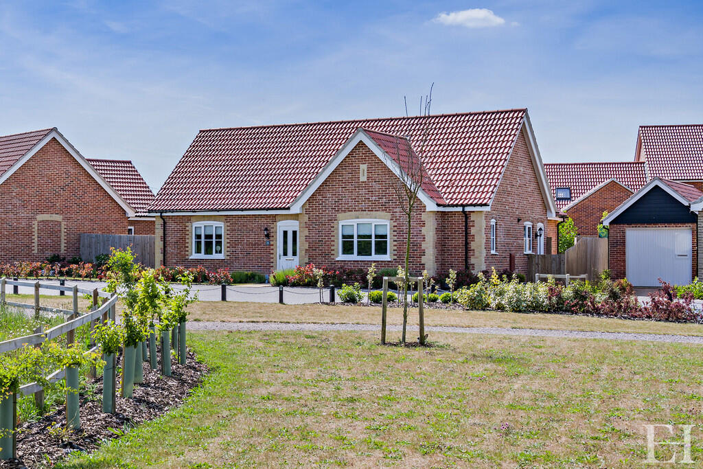 Main image of property: Mistley, Manningtree
