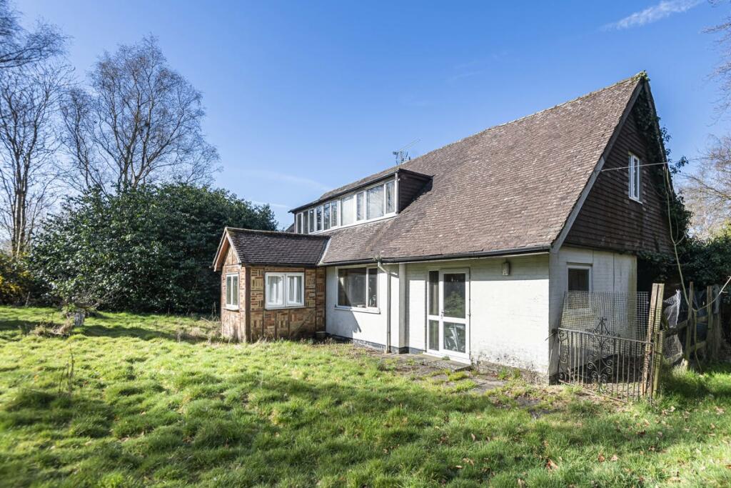 Main image of property: Spinney Lodge, Cottage And 19 Acres Of Land, London Road, Felbridge, South East