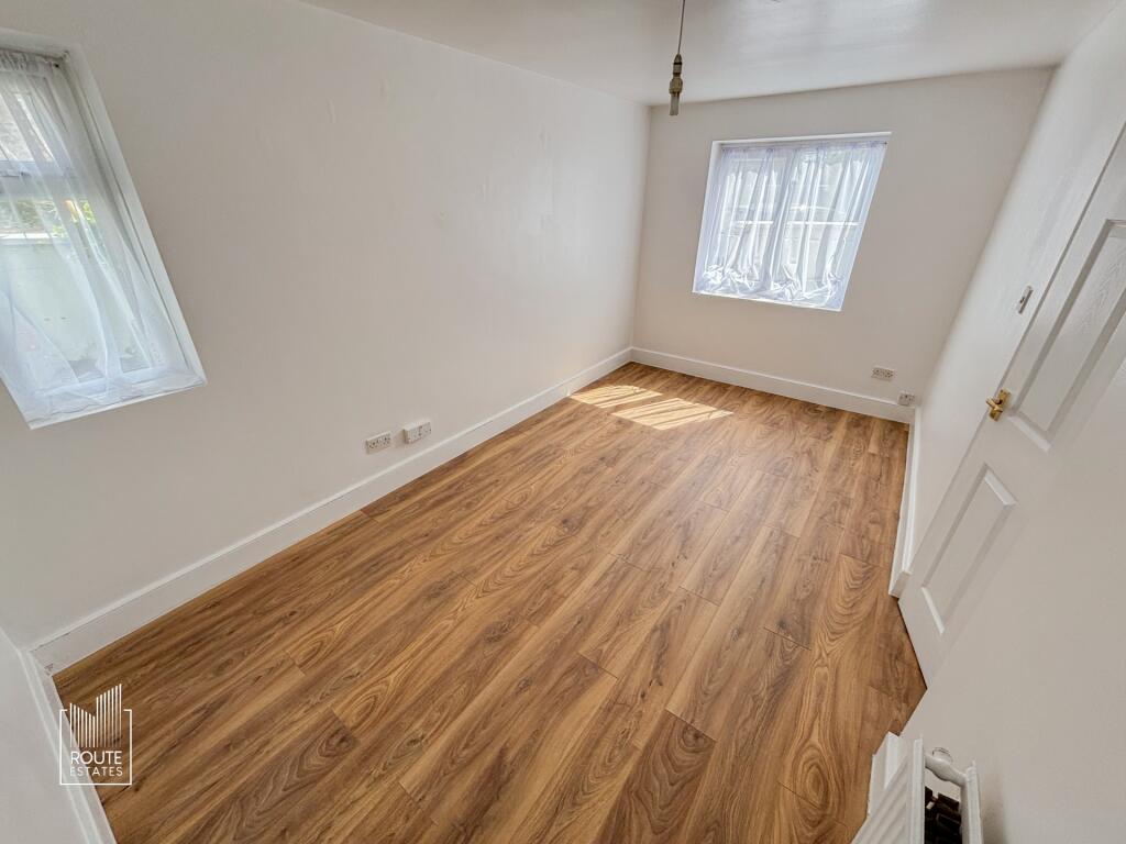 Main image of property: Lincoln Way, Enfield, EN1