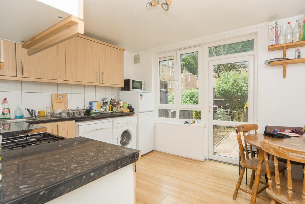 Main image of property: Kirkland Walk, Hackney, E8
