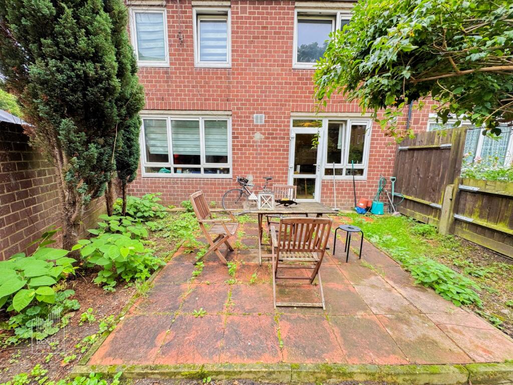 Main image of property: Kirkland Walk, Hackney, E8
