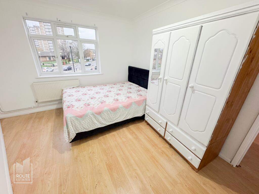 Main image of property: Hertford Road, Enfield, EN3