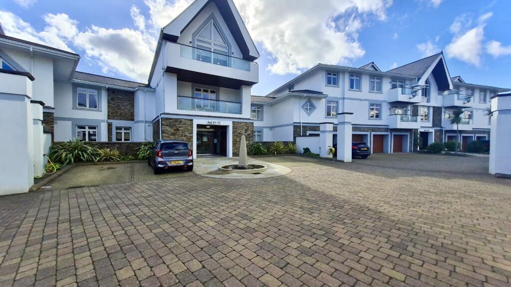 Main image of property: Apt. 64 Majestic Apartments, King Edward Road, Onchan, IM3 2BE