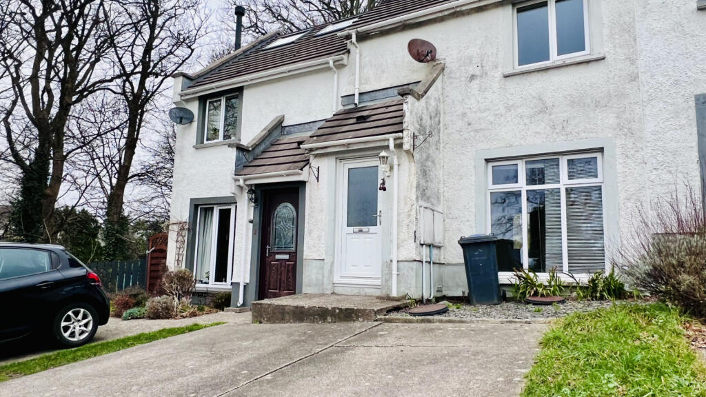 Main image of property: 5 Ballakermeen Drive, Douglas, IM1 4HR