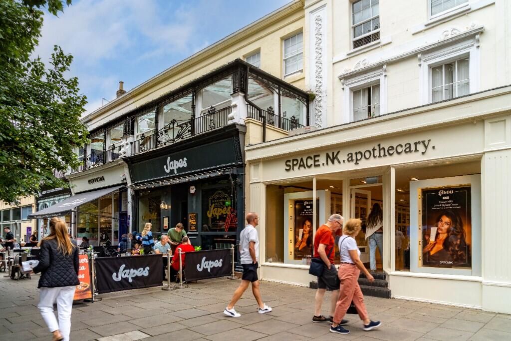 Main image of property: 21-25 Promenade & 20 Clarence Street