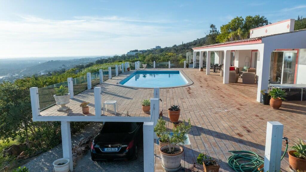 Main image of property: Santa Bárbara de Nexe, Algarve