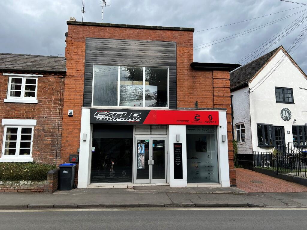 Main image of property: 32 Main Street, Barton Under Needwood, DE13