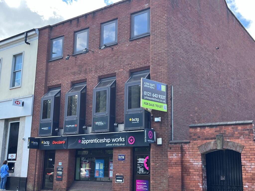 Main image of property: 330 High Street, West Bromwich, West Midlands, B70