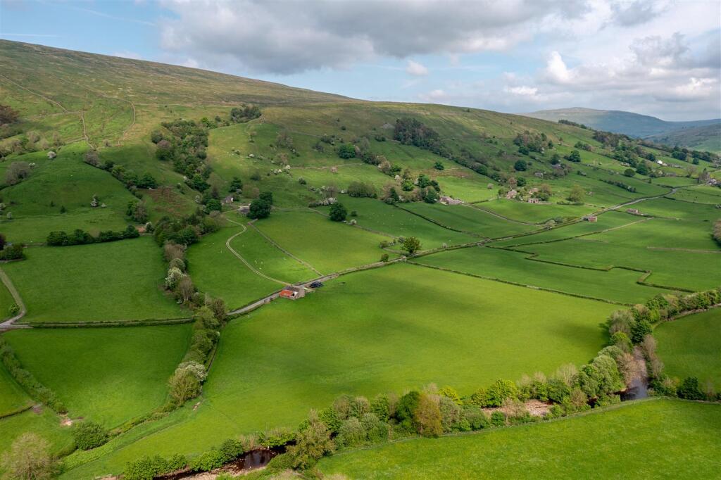 Main image of property: Dent, Sedbergh