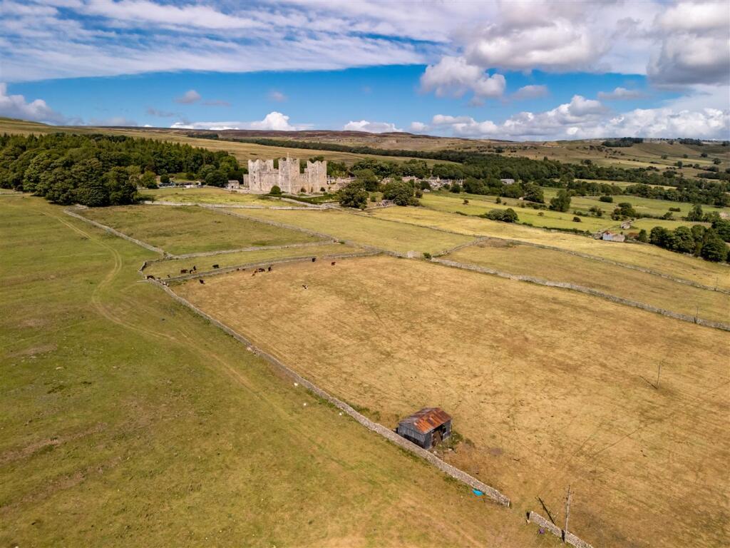 Main image of property: Castle Gate Farm, Leyburn