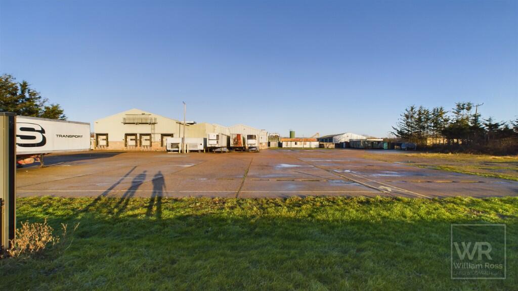 Additional property image - Little Warley Hall Lane, Brentwood, Essex, CM13