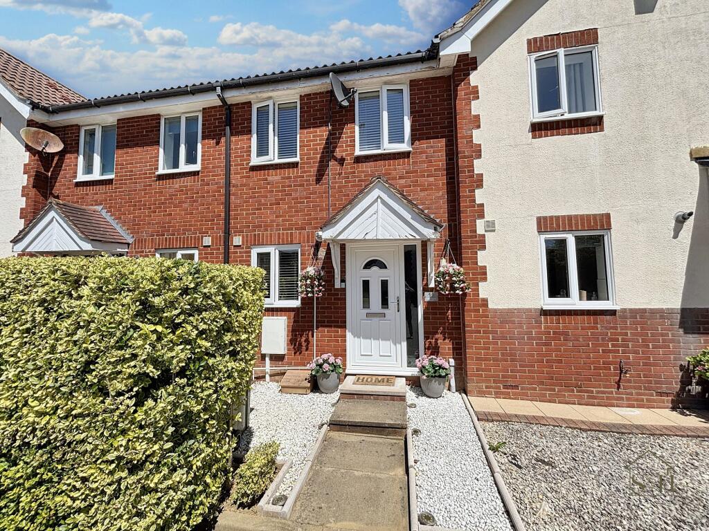 Main image of property: Park Wood Close, Kingsnorth, TN23