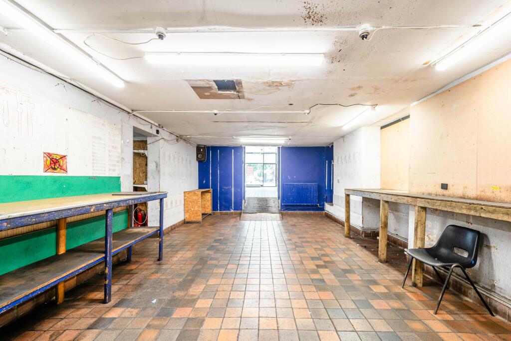 Clapham High St 4042  Low Res 11.jpg